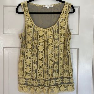 Yellow lace sleeveless blouse size large